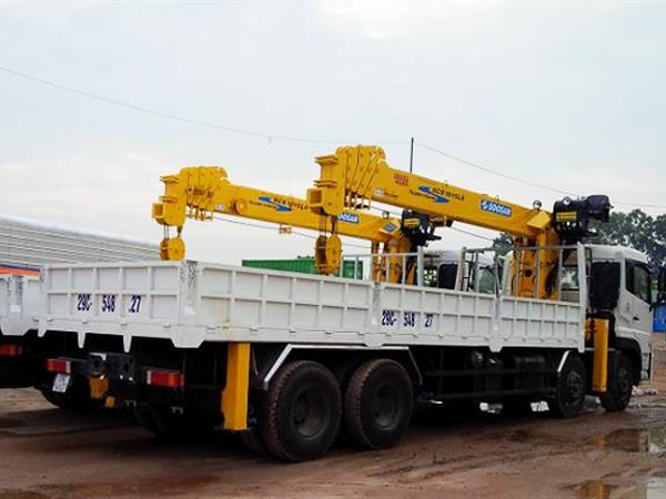 Xe Hyundai HD170 gắn cẩu Soosan 5,5 tấn (SCS513)